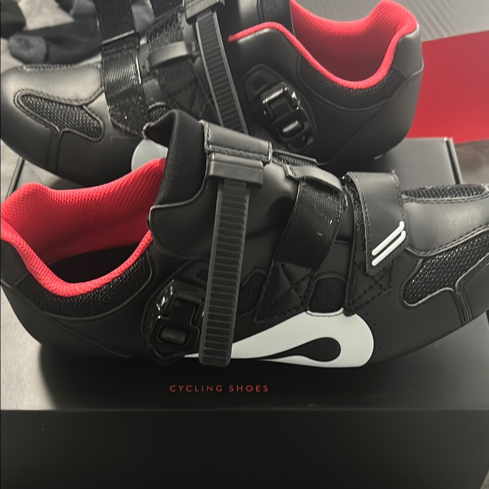 Peloton cycling shoes. Mens sz 12